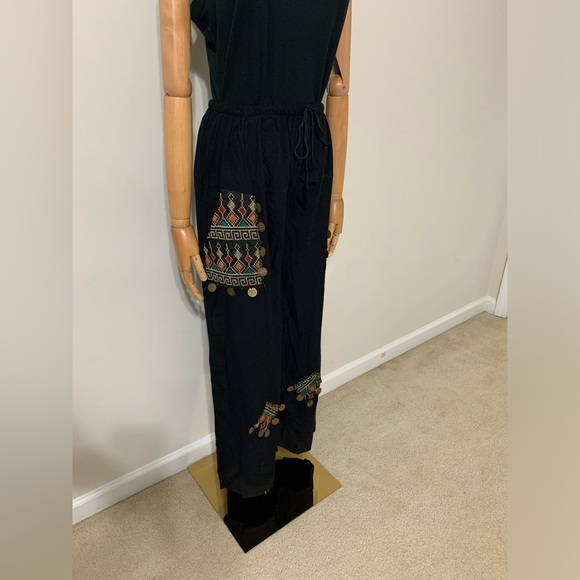 Black Hobo Embroidered Wide Leg Pants - Picture 6 of 17